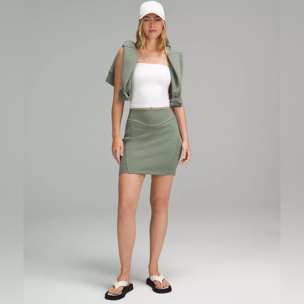 Lululemon Scuba HR Mini Skirt